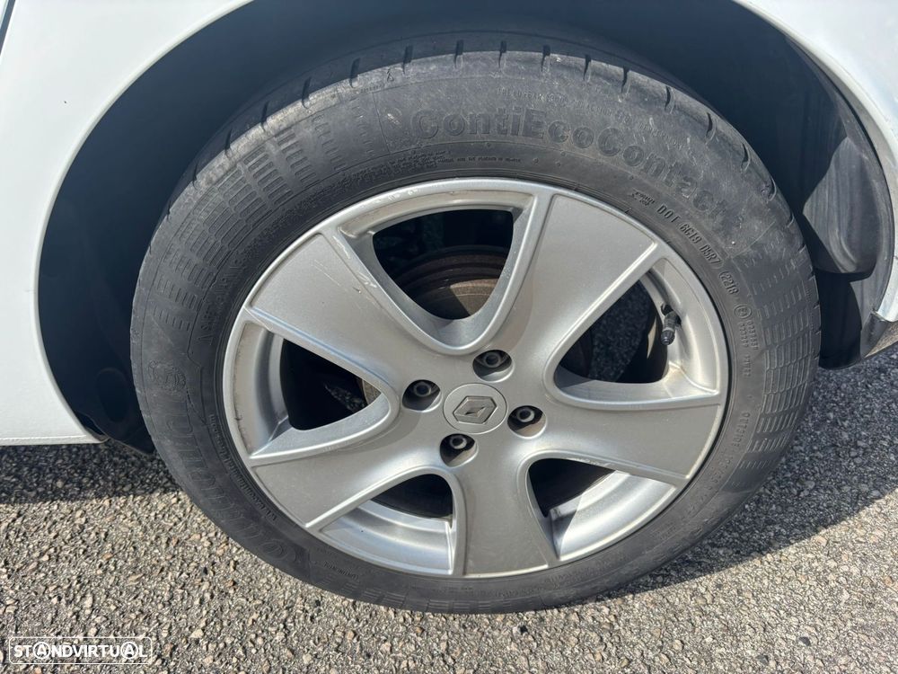 Renault Clio 0.9 TCE Luxe - 42