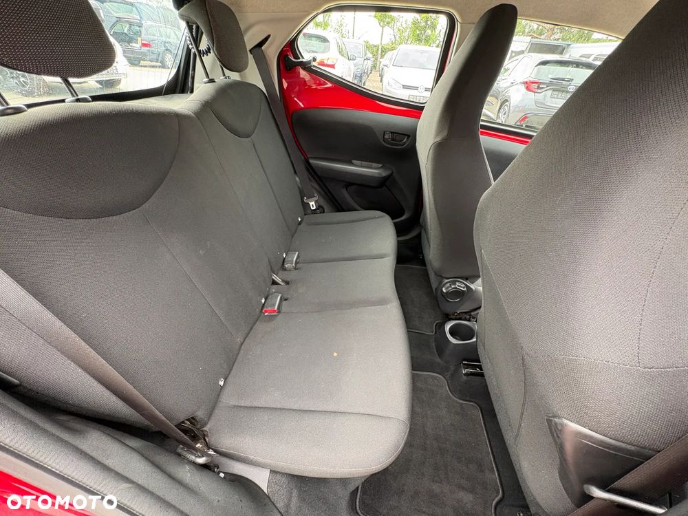 Toyota Aygo - 10