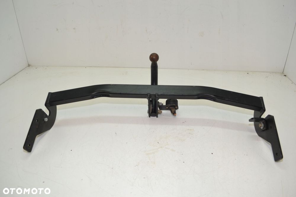 HAK HOLOWNICZY AUTO HAK P32 - 2