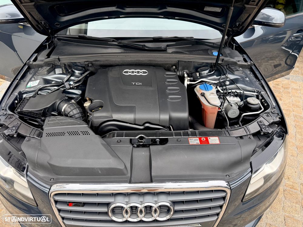 Audi A4 Avant - 32