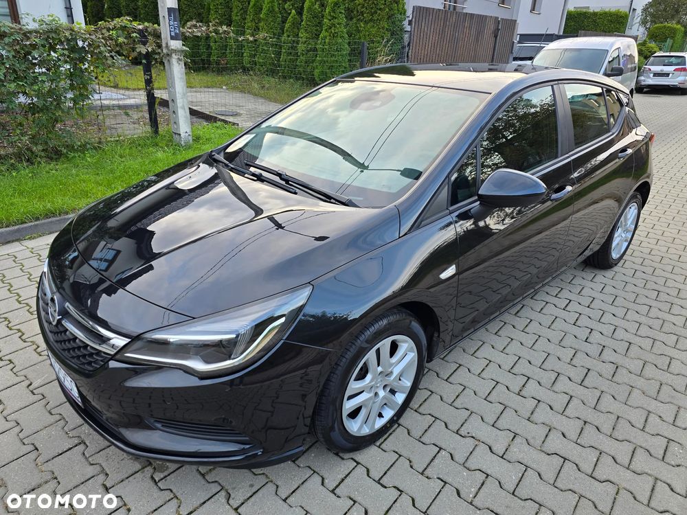 Opel Astra 1.4 Turbo Edition - 1
