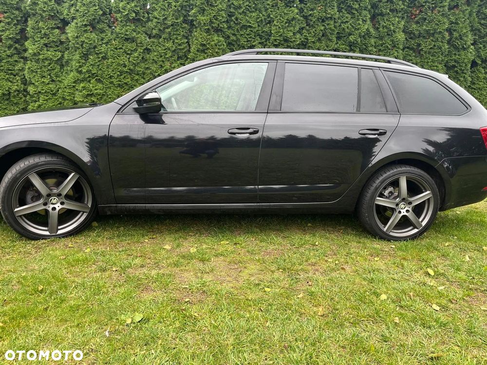 Skoda Octavia 1.6 TDI Drive DSG - 3