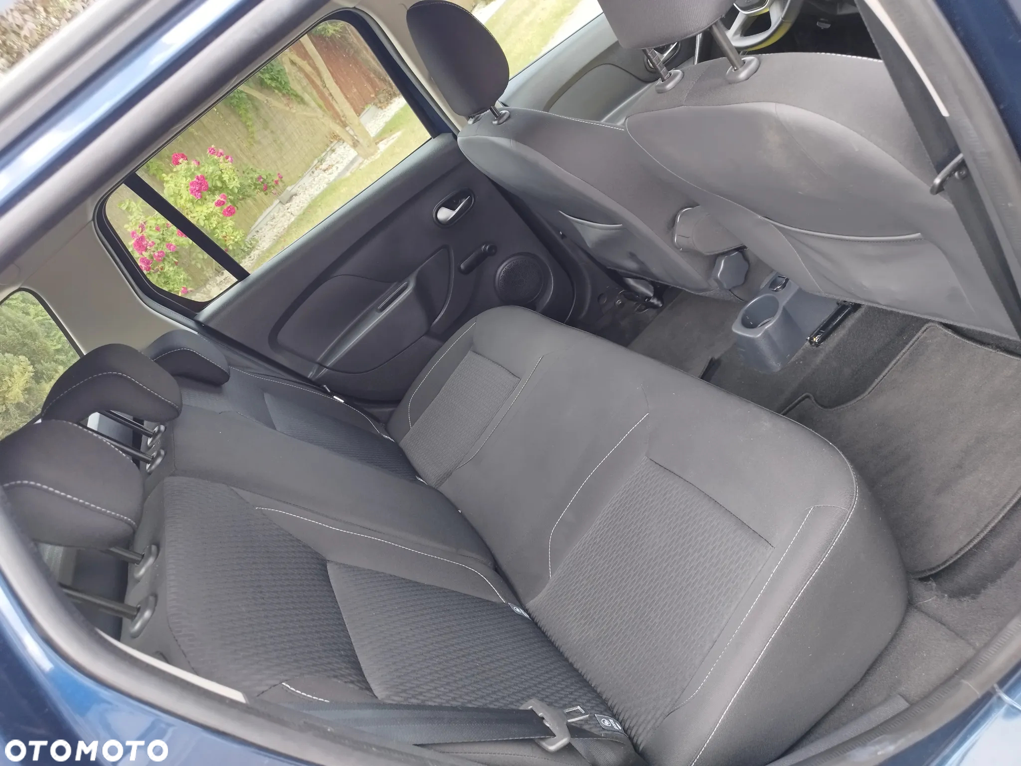 Dacia Logan MCV TCe 90 S&S Easy-R Laureate - 27