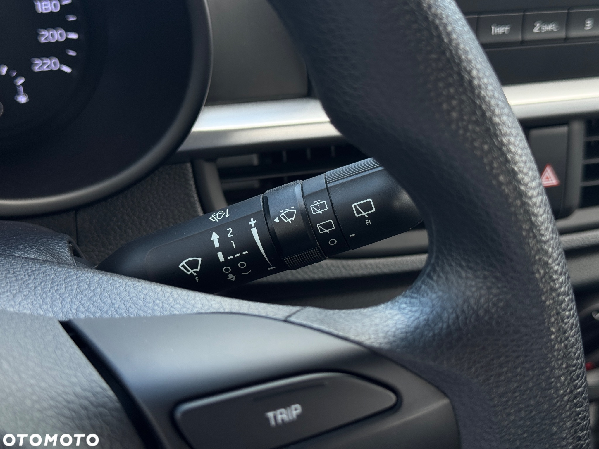 Kia Picanto 1.2 M - 24