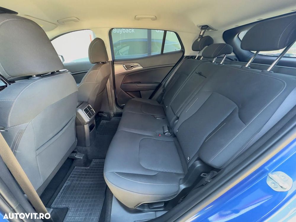 Kia Sportage - 16