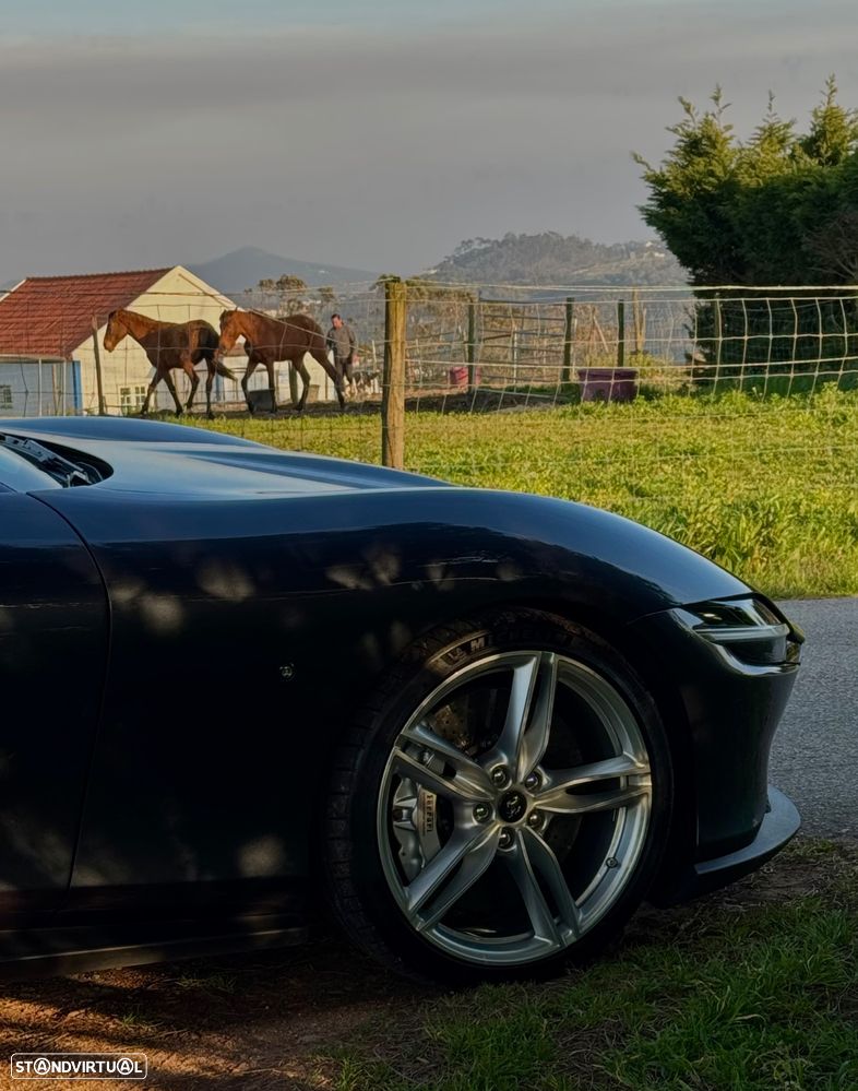 Ferrari Roma 3.9 Twin-Turbo V8 - 5