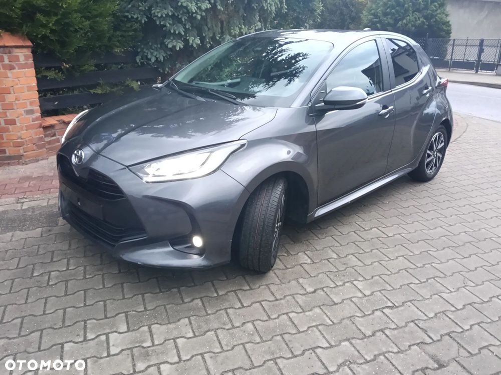 Toyota Yaris 1.0 Premium - 2