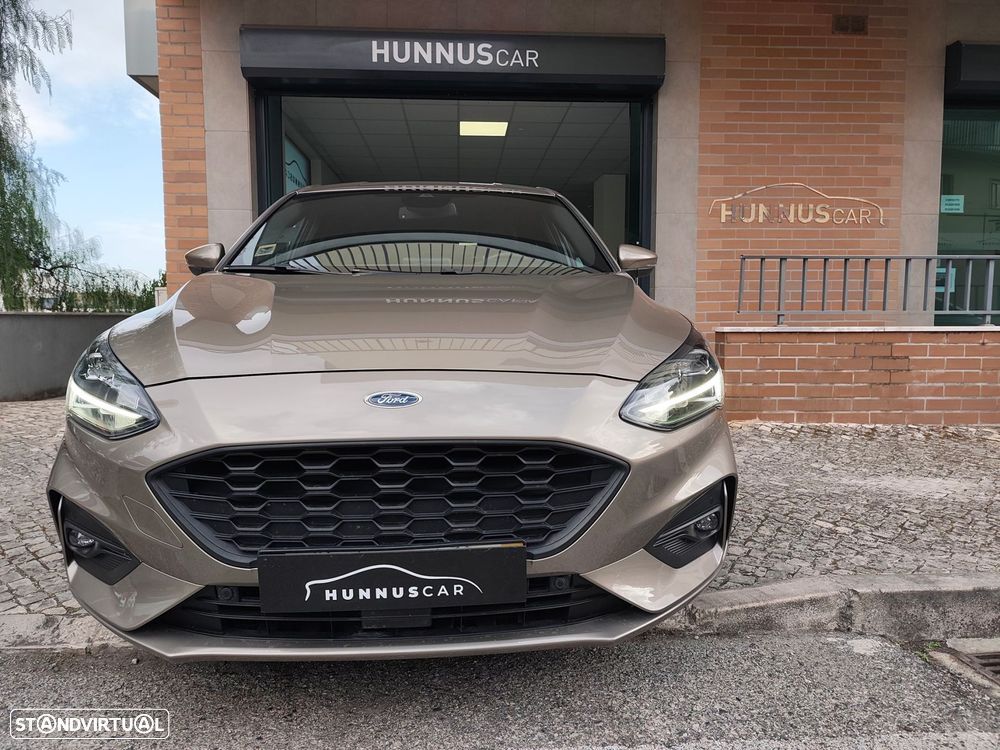 Ford Focus 1.0 EcoBoost ST-Line X - 2