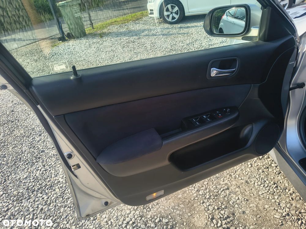 Honda Accord 2.0 i Sport - 17