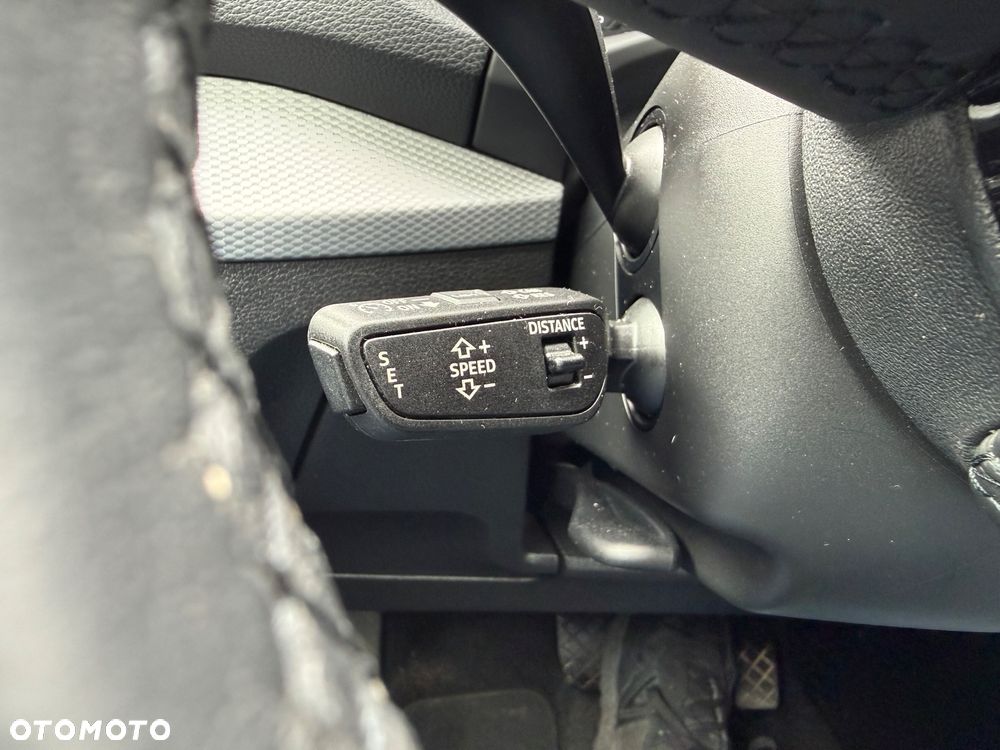 Audi Q2 35 TFSI S tronic design - 23