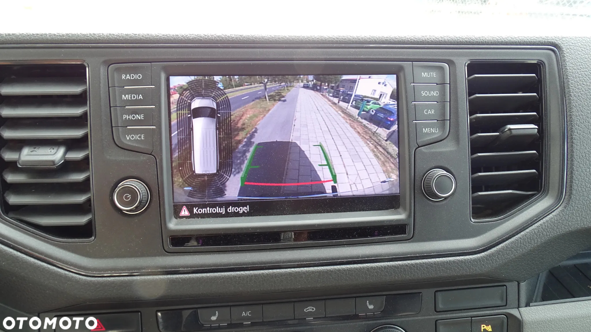 Volkswagen Crafter - 11