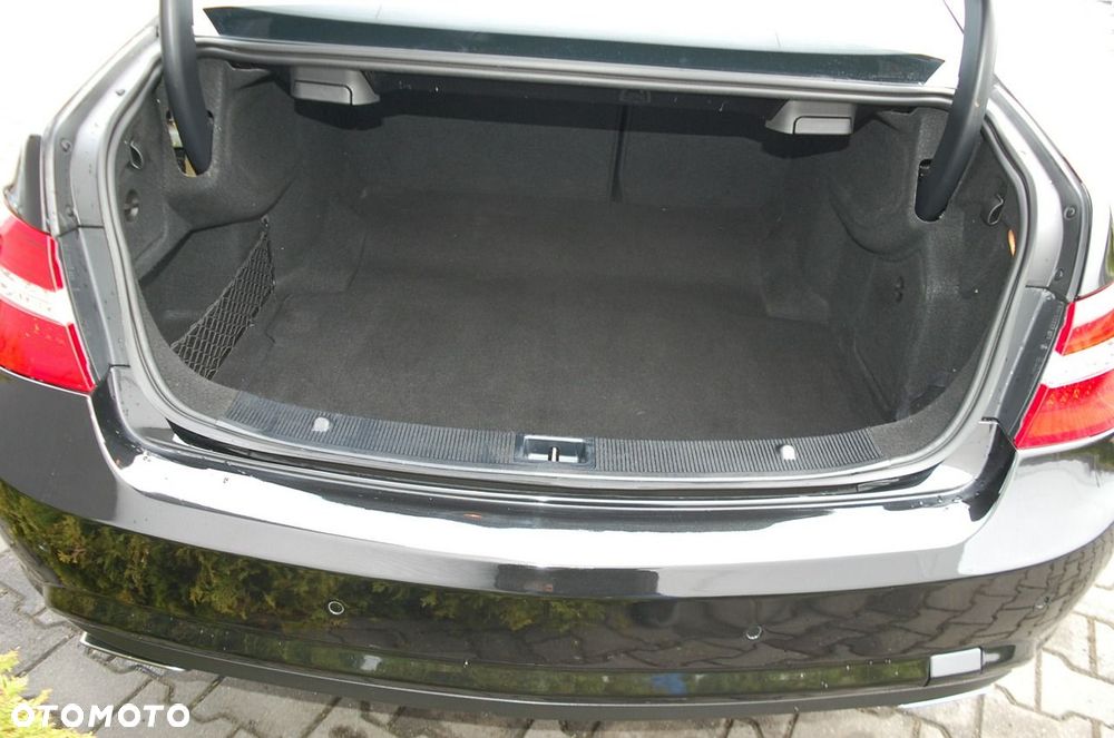 Mercedes-Benz Klasa E - 29