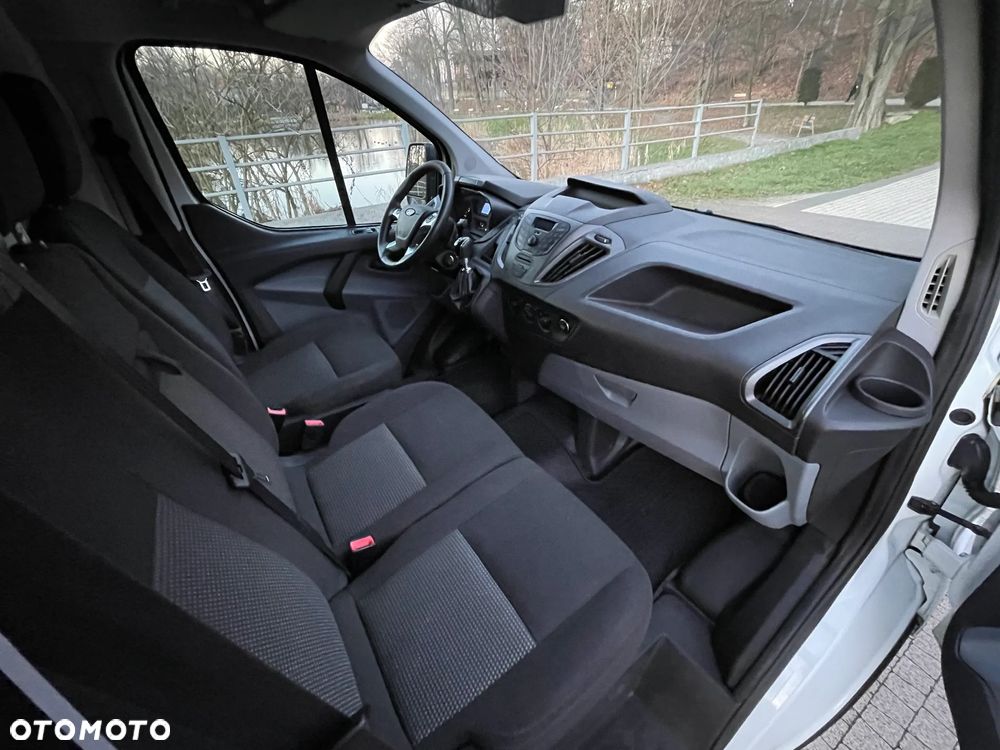 Ford TRANSIT CUSTOM L1H1 - 8