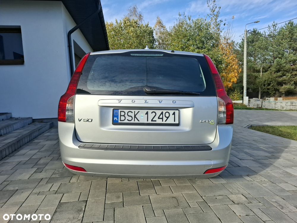 Volvo V50 - 8