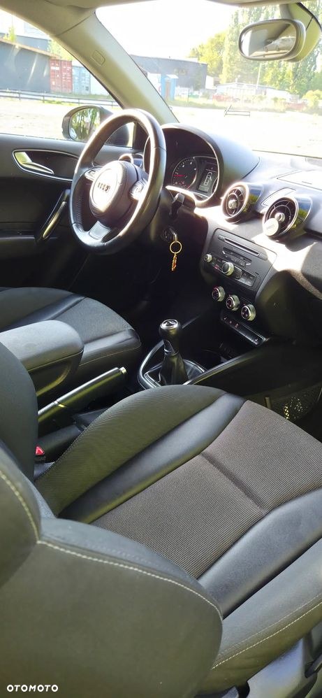 Audi A1 1.6 TDI Attraction - 24