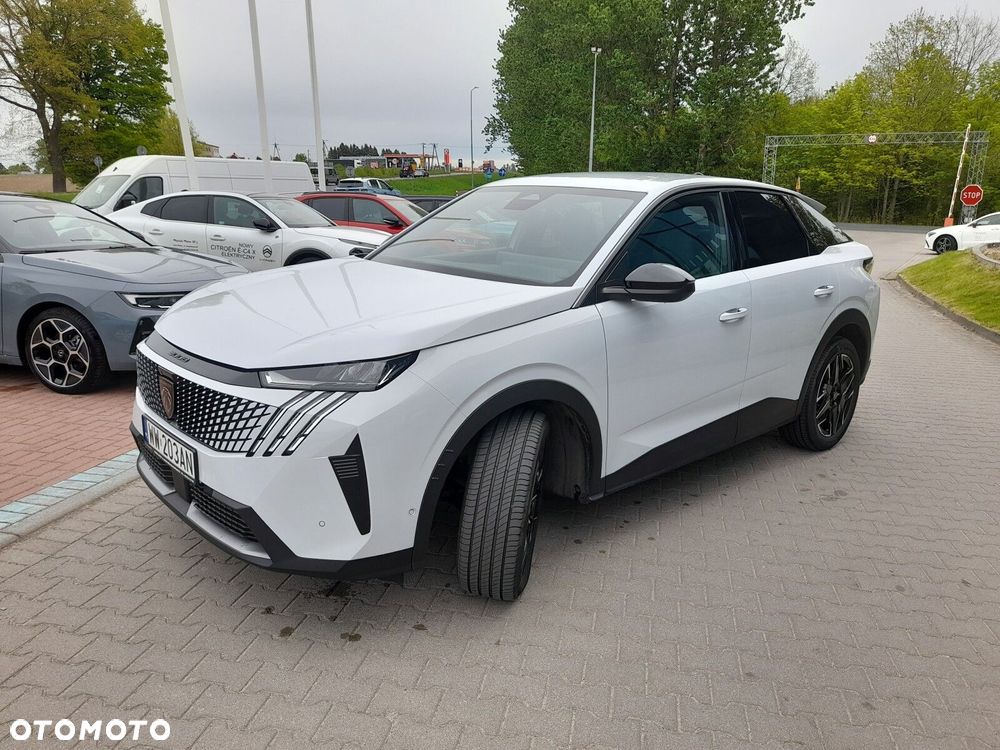 Peugeot 3008 1.2 PureTech mHEV Allure Pack S&S e-DCS6 - 8