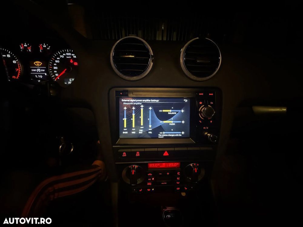 Audi A3 1.4 TFSI Sportback S tronic Ambiente - 28