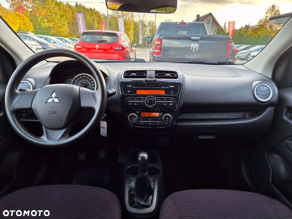 Mitsubishi Space Star - 25