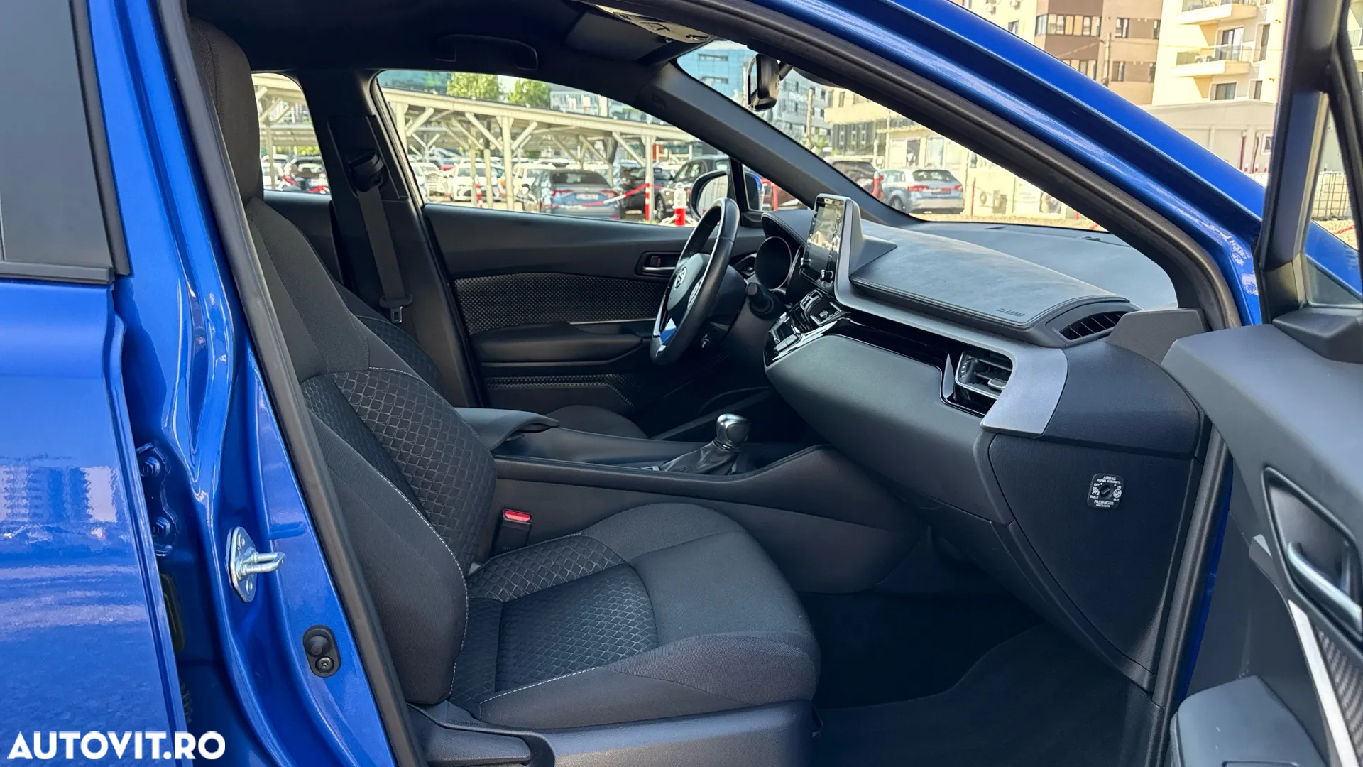 Toyota C-HR 1.8 HSD 122 CP 4x2 CVT Core - 3