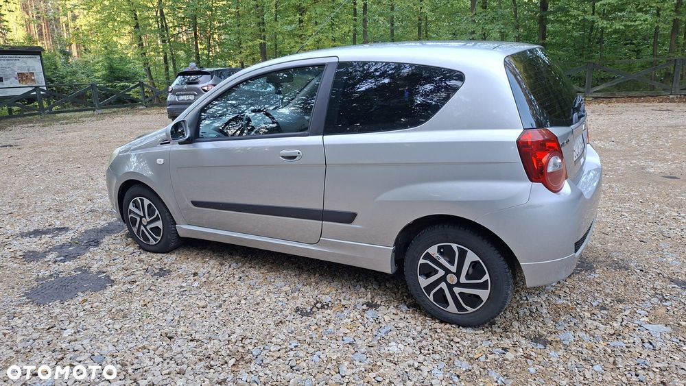 Chevrolet Aveo - 6