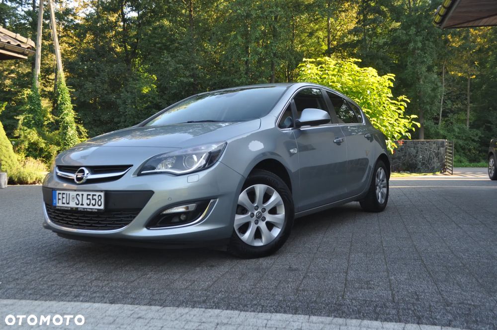 Opel Astra 1.4 Turbo Exklusiv - 7