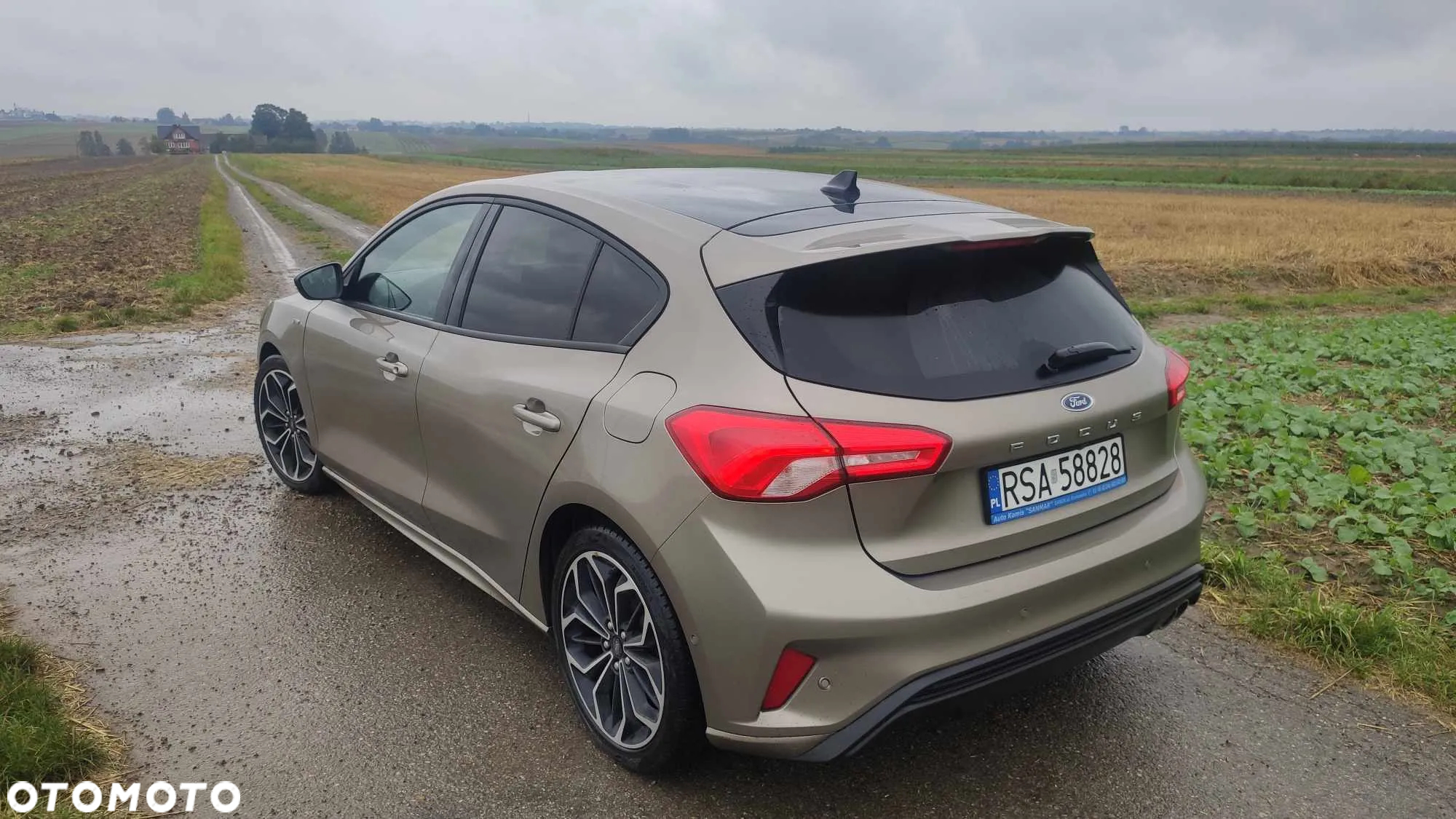 Ford Focus 1.5 EcoBoost Start-Stopp-System ST-LINE - 4