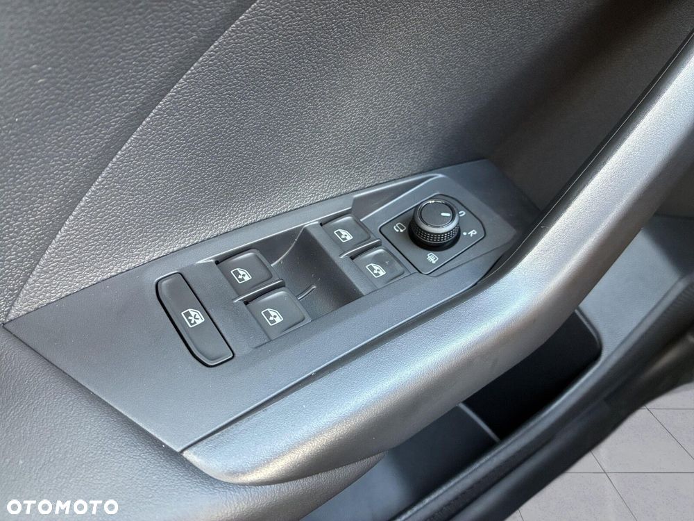 Volkswagen T-Cross - 21