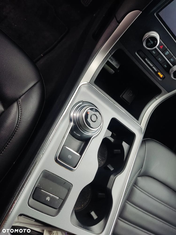 Ford Edge - 17