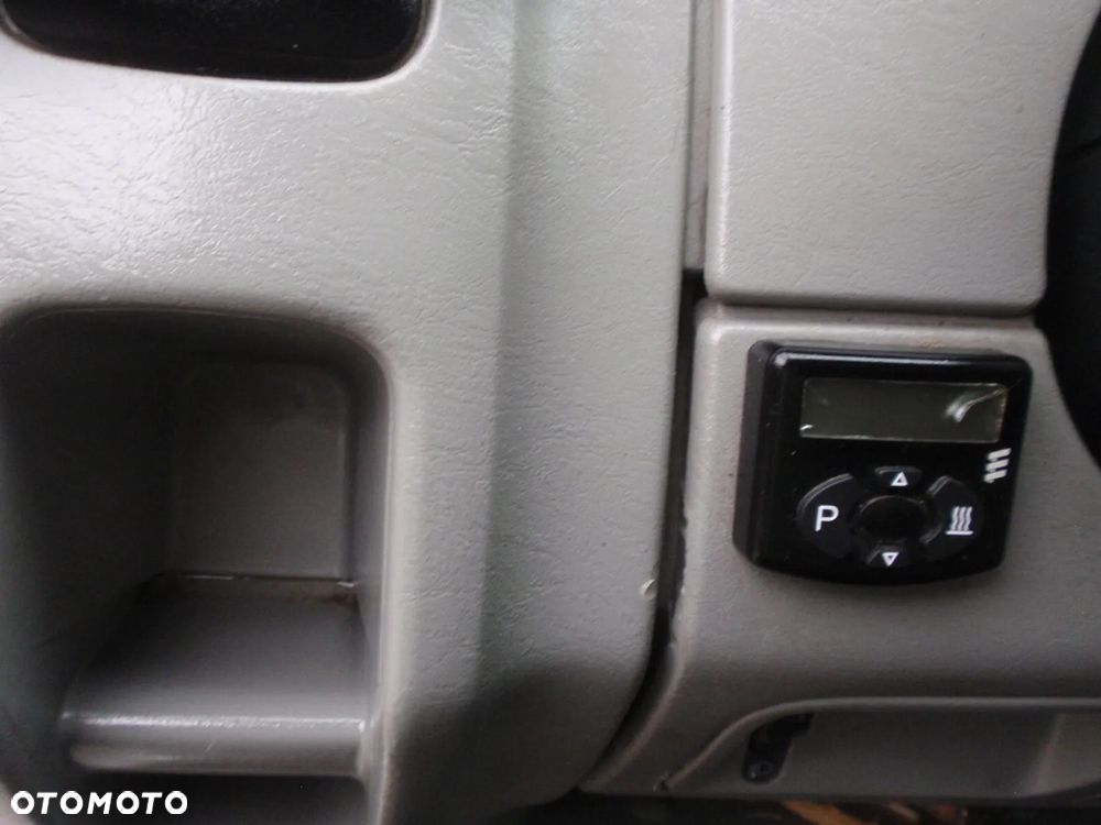 Opel VIVARO, ZADBANY WYPOSAŻONY,KLIMA,HAK, 6 BIEGÓW,WEBASTO,ELEKTRYKA - 33