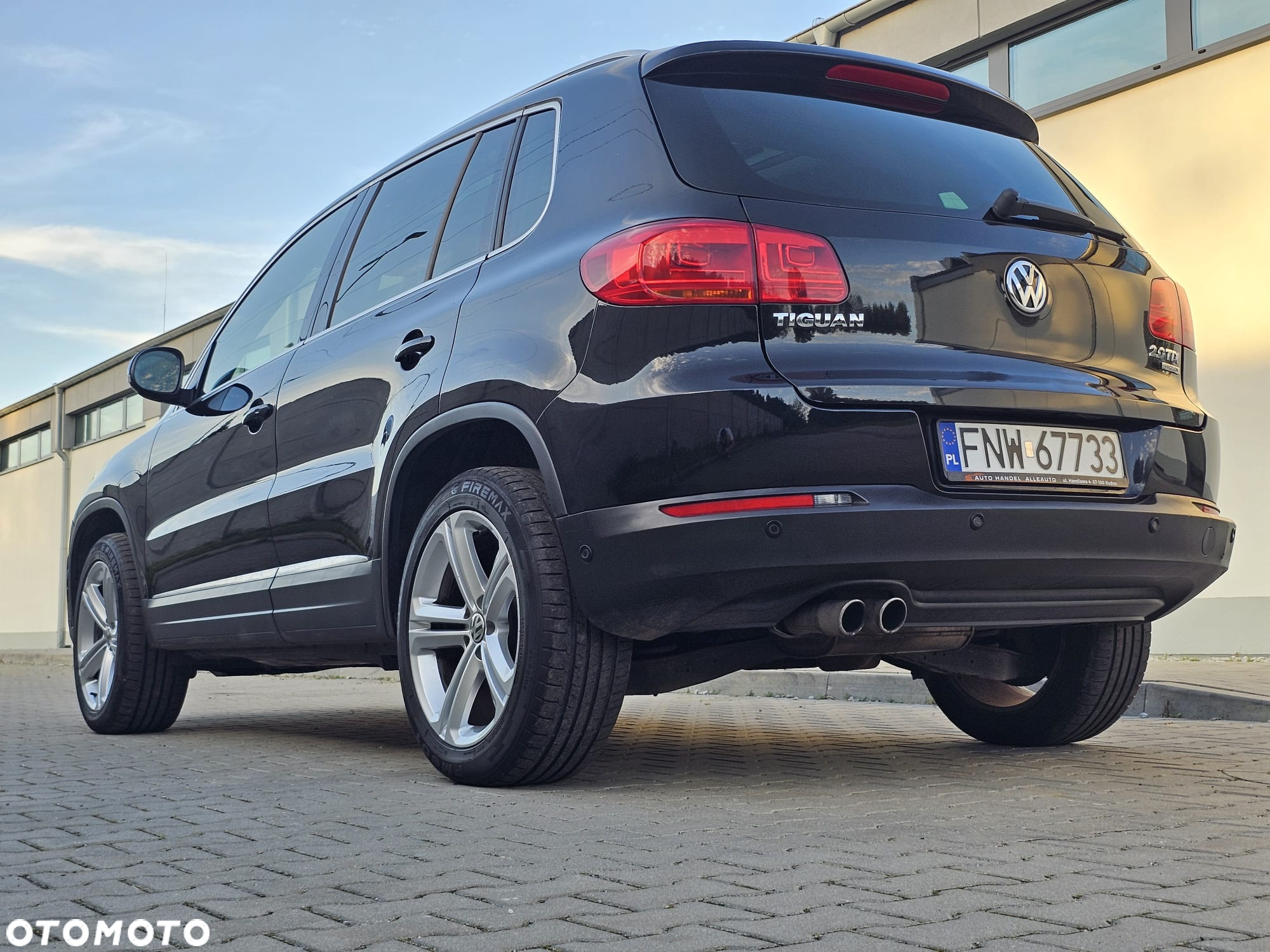 Volkswagen Tiguan 2.0 TDI 4Mot Sport&Style DSG - 6