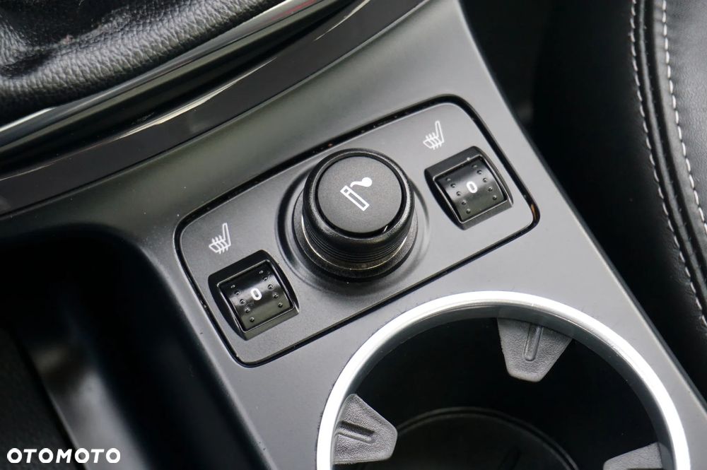 Ford Kuga 2.0 TDCi 4x4 Individual - 36