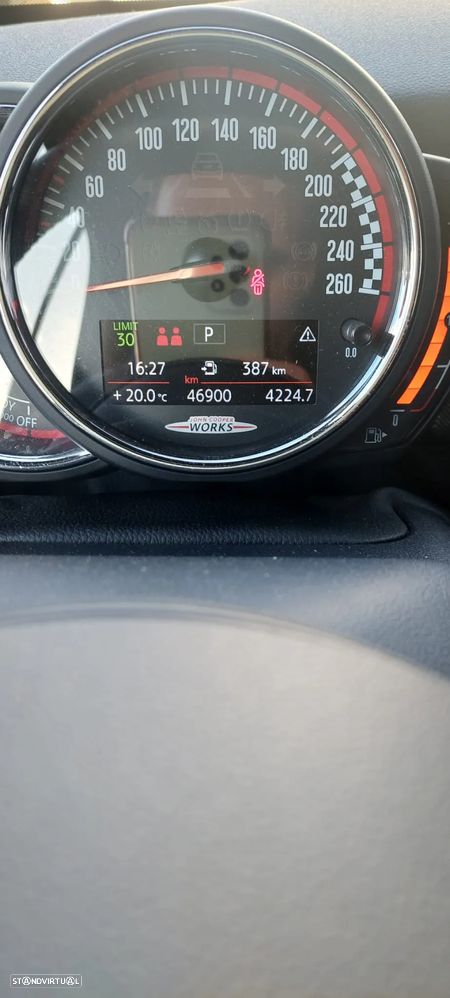 MINI Cabrio John Cooper Works Auto Desportiva - 11