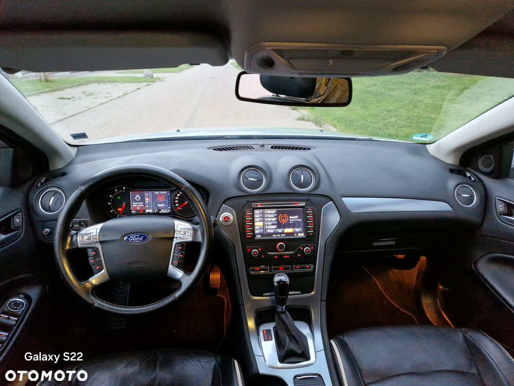 Ford Mondeo 2.0 TDCi Titanium S - 12