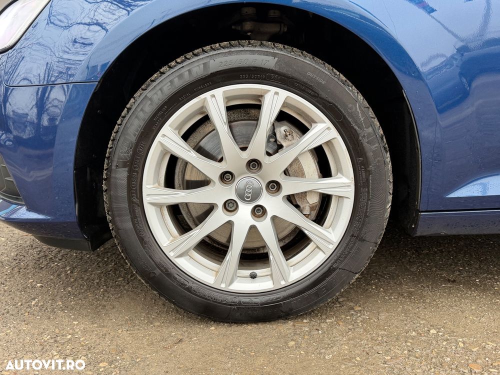 Audi A4 Avant 2.0 TDI S tronic quattro design - 29