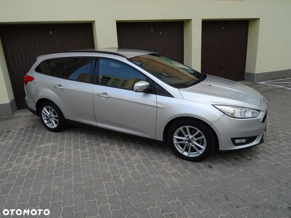 Ford Focus SW 1.6 TDCi DPF SYNC Edition - 15