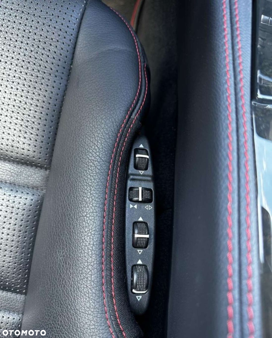 Mercedes-Benz CLS - 13