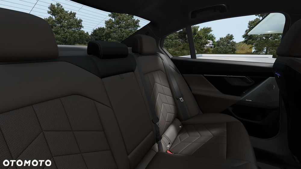 BMW Seria 5 520i mHEV - 7