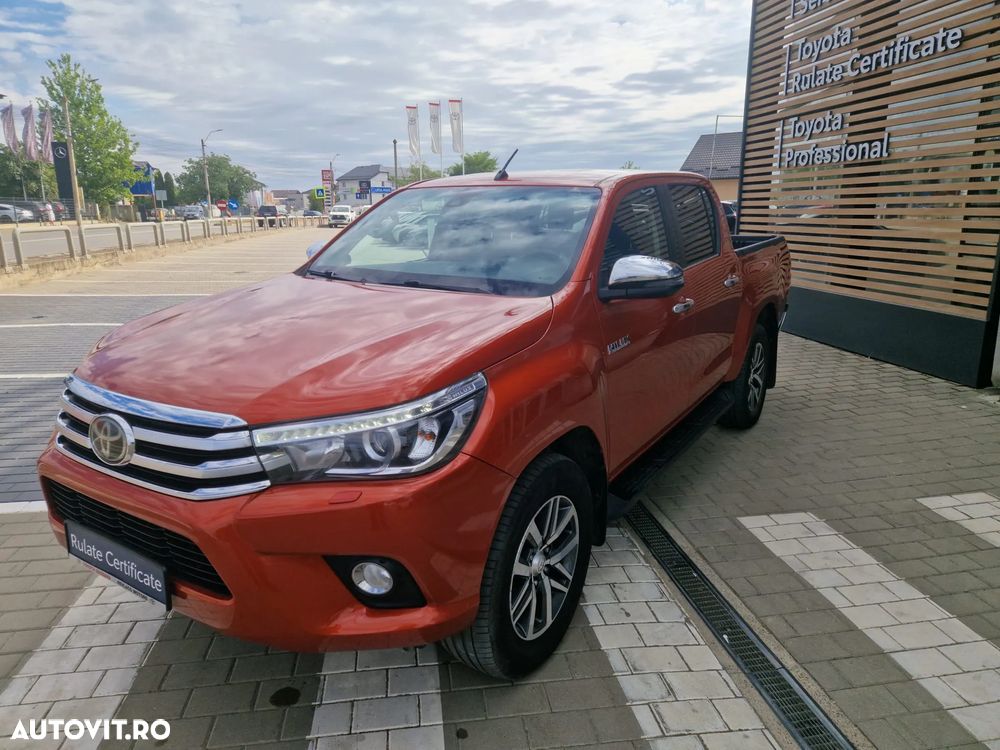 Toyota Hilux 4x4 Double Cab Executive - 4
