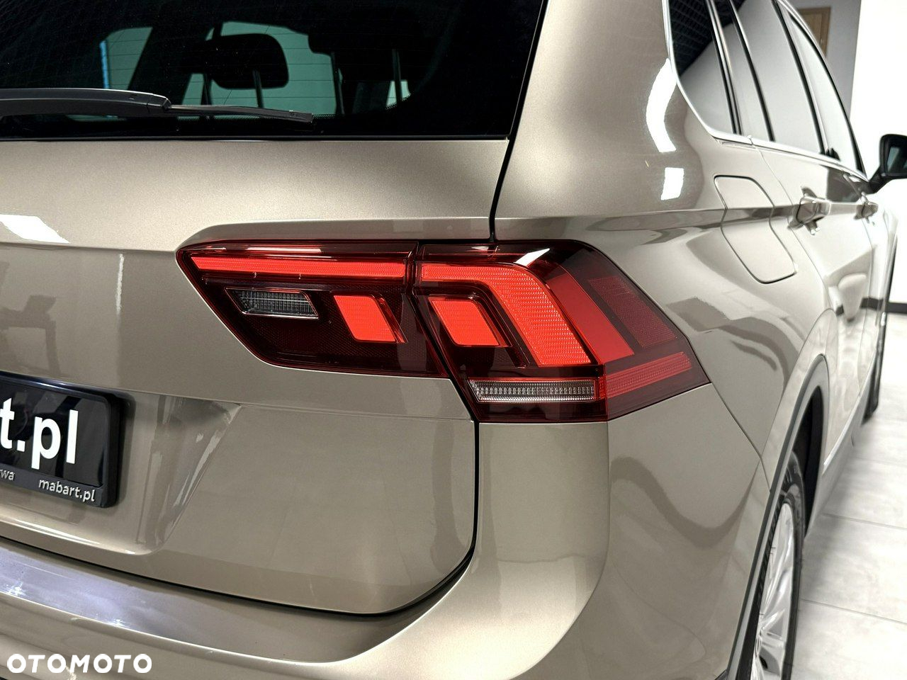 Volkswagen Tiguan - 12