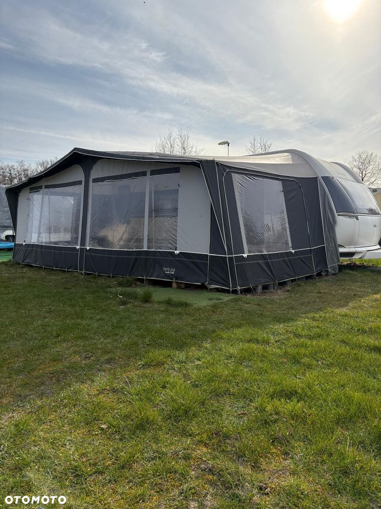 Hobby De luxe 650 - 18