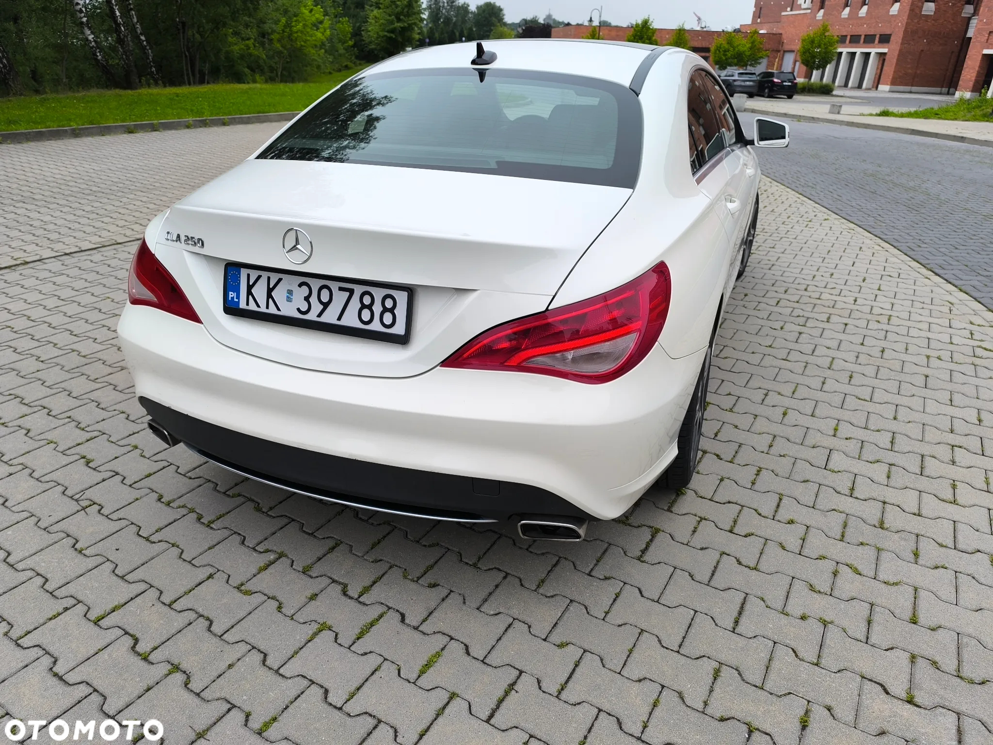 Mercedes-Benz CLA 250 7G-DCT - 7