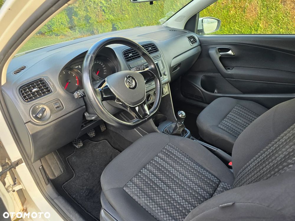 Volkswagen Polo 1.0 Comfortline - 18
