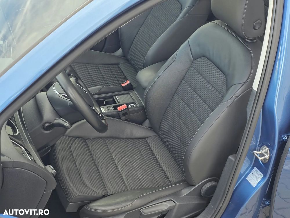Volkswagen Golf 2.0 BlueTDI Highline - 10