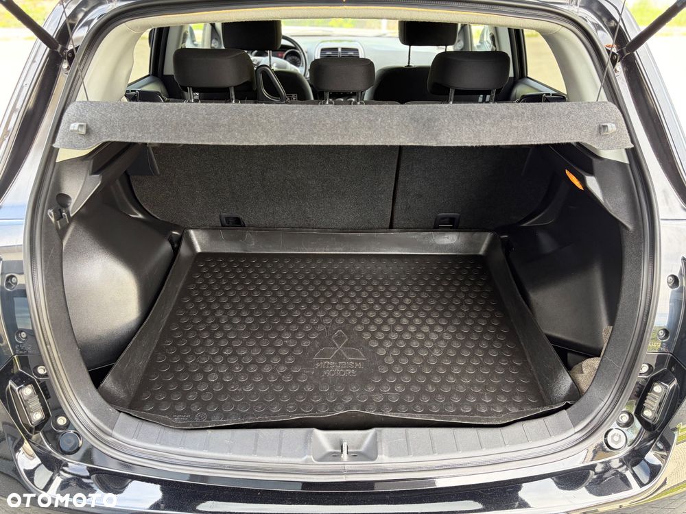 Mitsubishi ASX 1.8 DID Inform AS&G - 32
