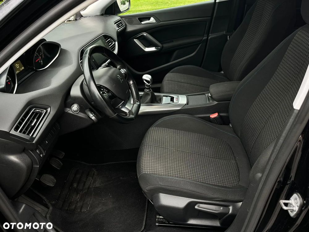 Peugeot 308 PureTech 110 Stop & Start Access - 17