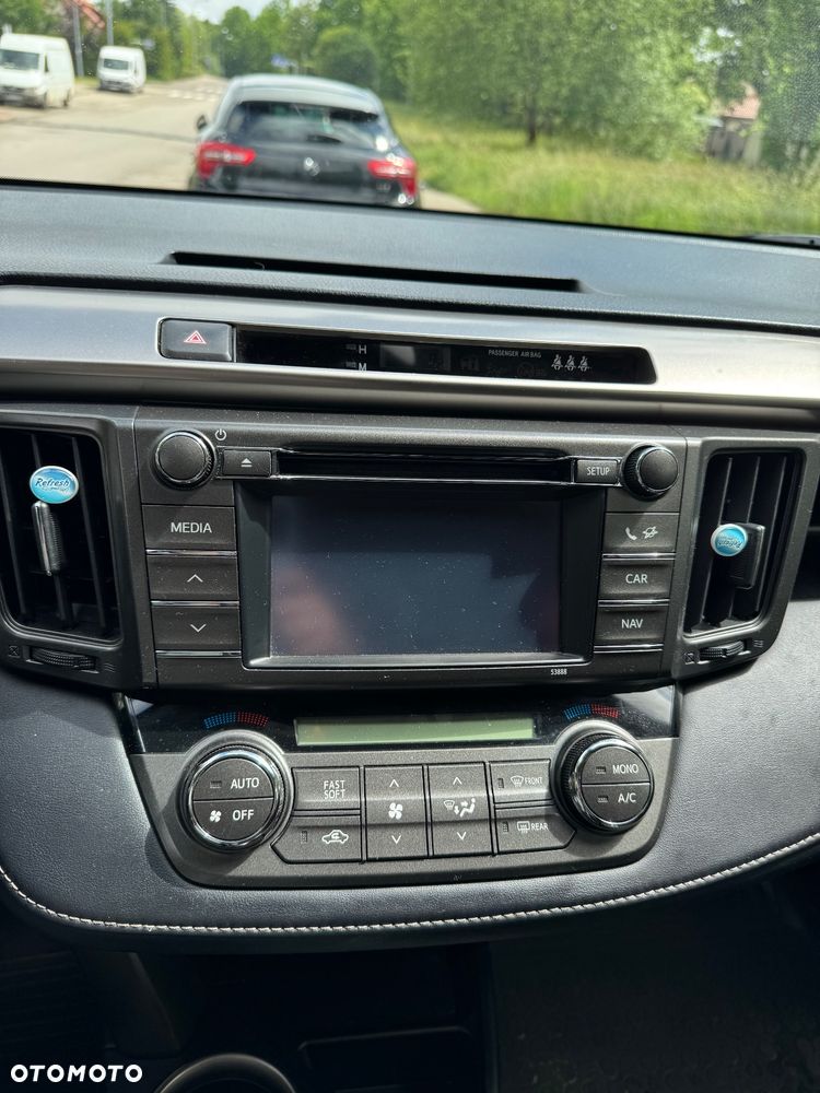 Toyota RAV4 2.0 D-4D Active 4x2 - 6