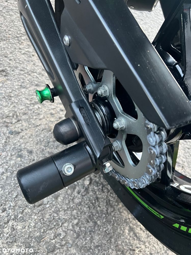 Kawasaki Z 650 - 6