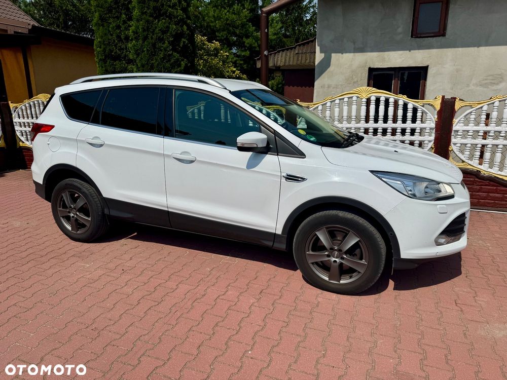 Ford Kuga - 2