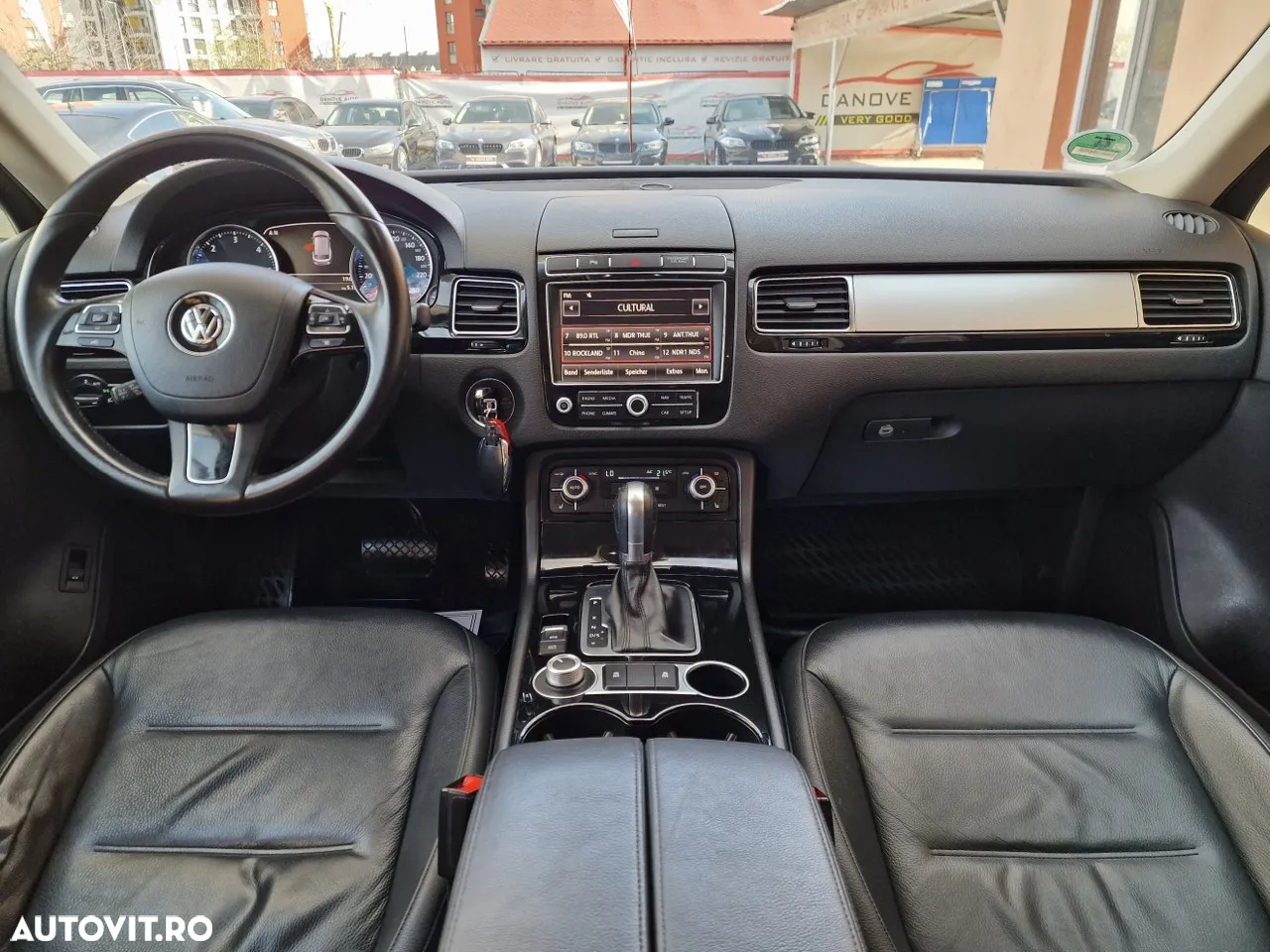 Volkswagen Touareg 3.0 V6 TDI BMT - 16