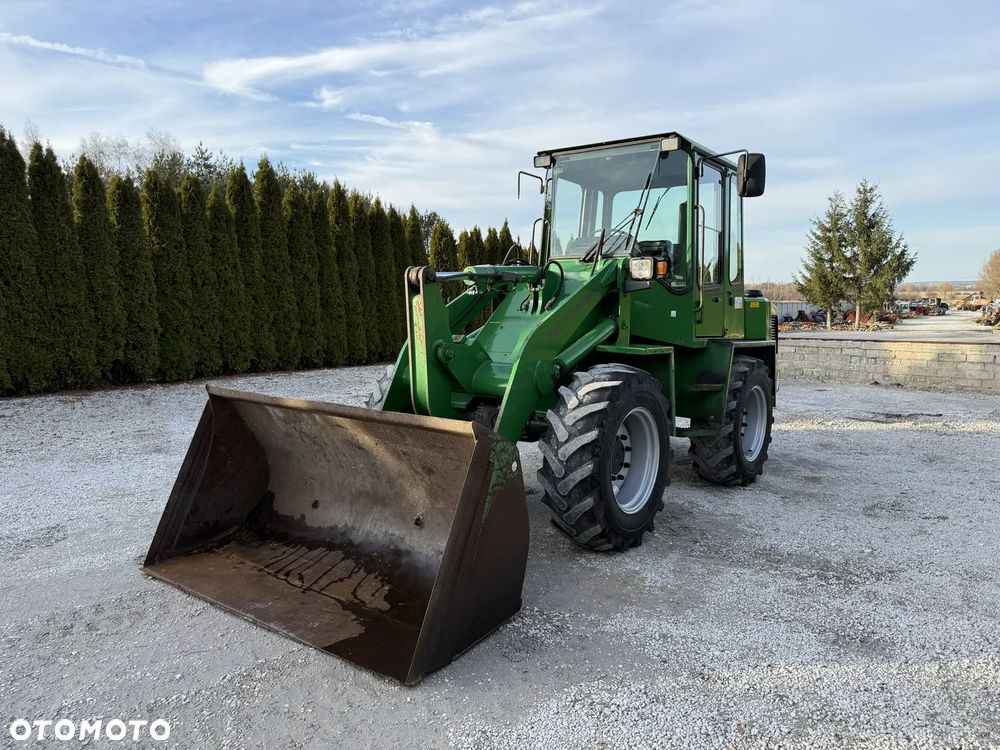 Zettelmeyer ZL 802 / ORYGINAŁ / NIE MALOWANA / PIĘKNIE UTRZYMANA / SILNA I SZYBKA / ZADBANA / SPROWADZONA Z NIEMIEC / SILNIK DEUTZ / 602 702 407 408 410 60 70 80 M - 6